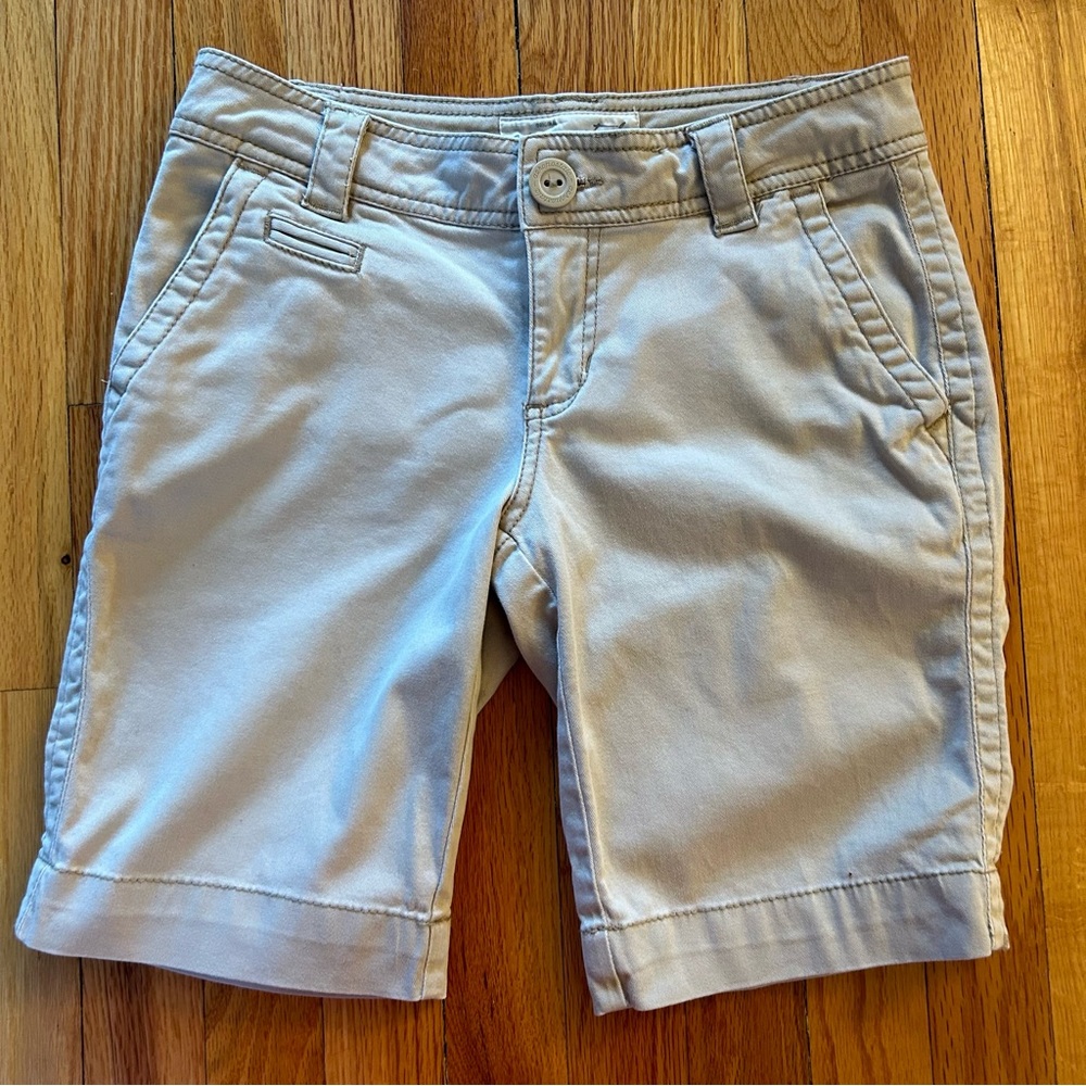 Aeropostale Women's Tan Bermuda Shorts